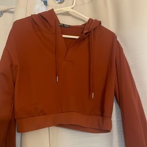 Cropped hoodie